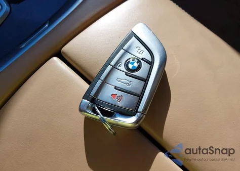 2017 BMW 740I from USA, damaged, VIN WBA7E2C35HG740774